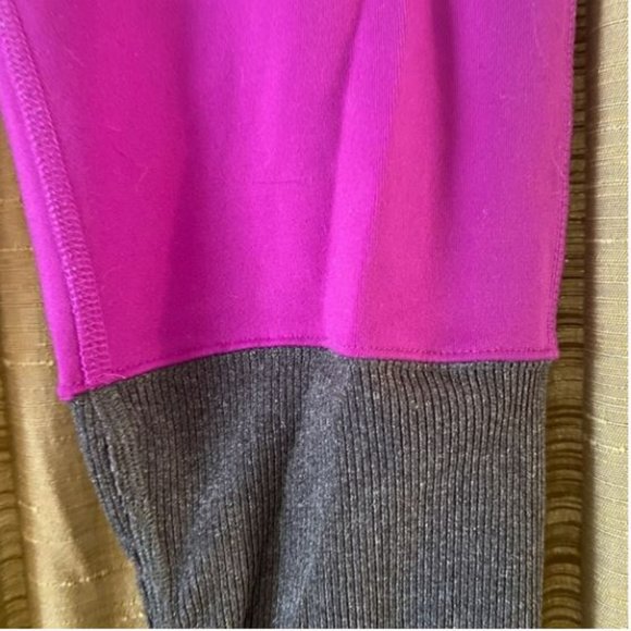 Like New ALO YOGA goddess leggings (fuchsia / heather grey) | Size small - Picture 2 of 6